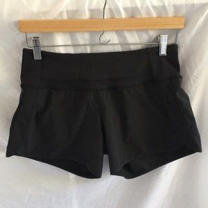 Lulu Lemon Run Speed Up shorts